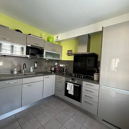 Hesperides 5 Mins De Disneyland Paris